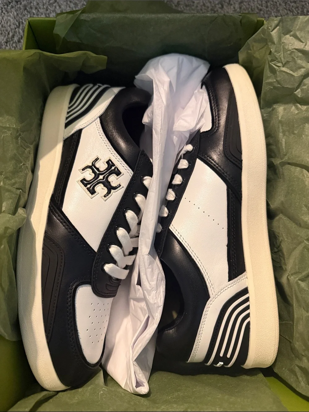 NWT Tory Burch black & white Napa leather sneakers - box, dust bag & extra laces